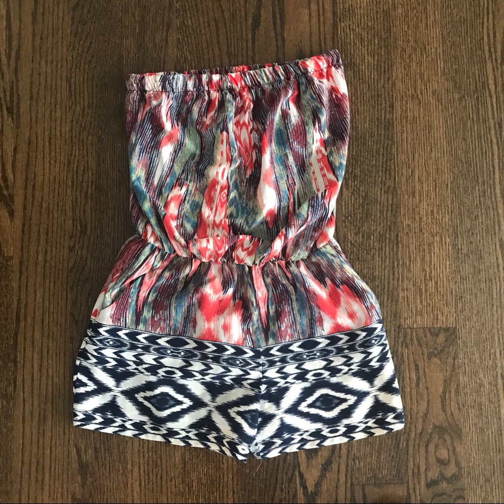 Strapless romper